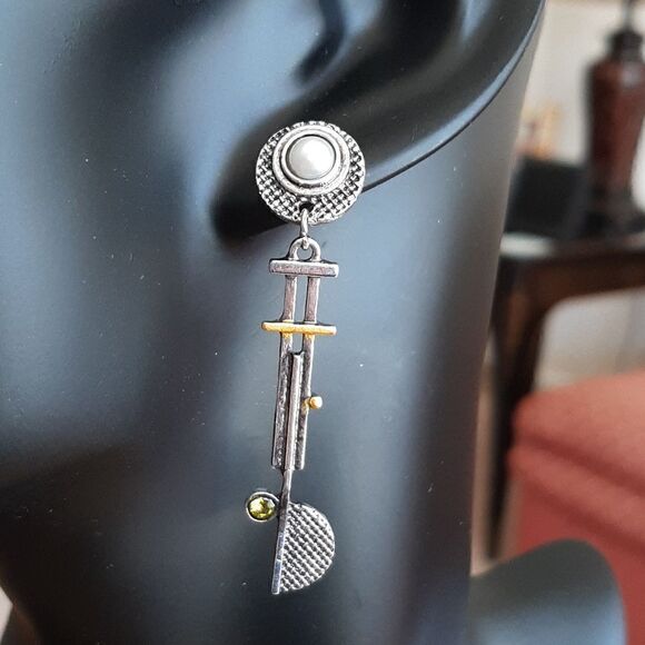 NWOT Retro semi circle long drop earring - Picture 1 of 3